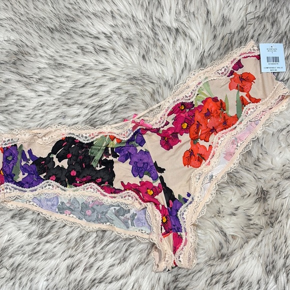Cacique Other - ✨3/$32✨ NWT CACIQUE Floral Lace Trim Cheeky 26/28